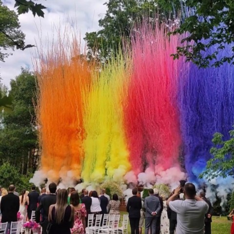 FEUX D'ARTIFICE DE JOUR FEUX D'ARTIFICE DE JOUR